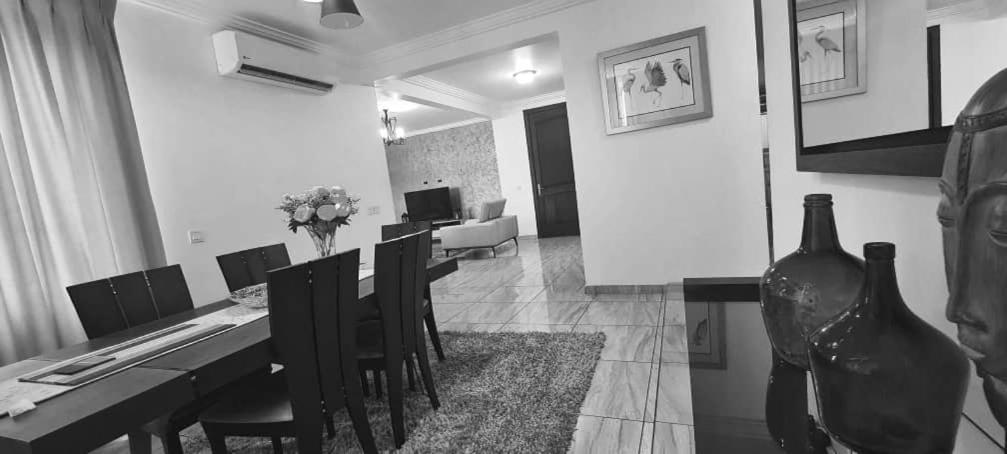 Bertha'S Court D-Plus Apartments Dzorwulu Extérieur photo
