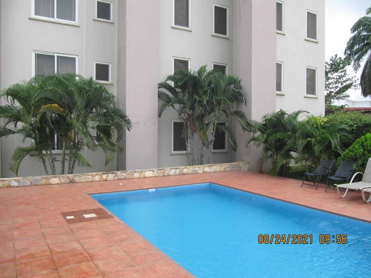Bertha'S Court D-Plus Apartments Dzorwulu Extérieur photo