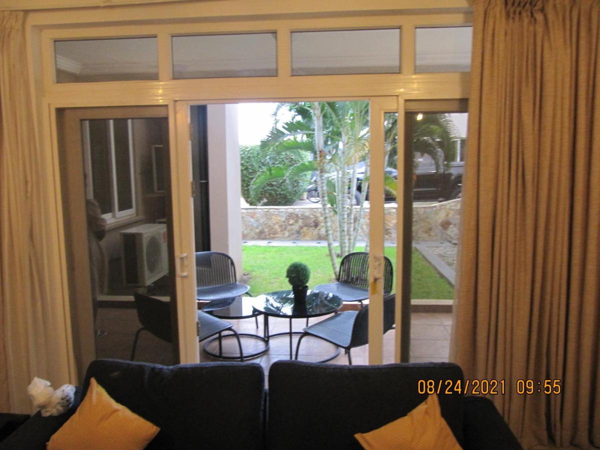 Bertha'S Court D-Plus Apartments Dzorwulu Extérieur photo